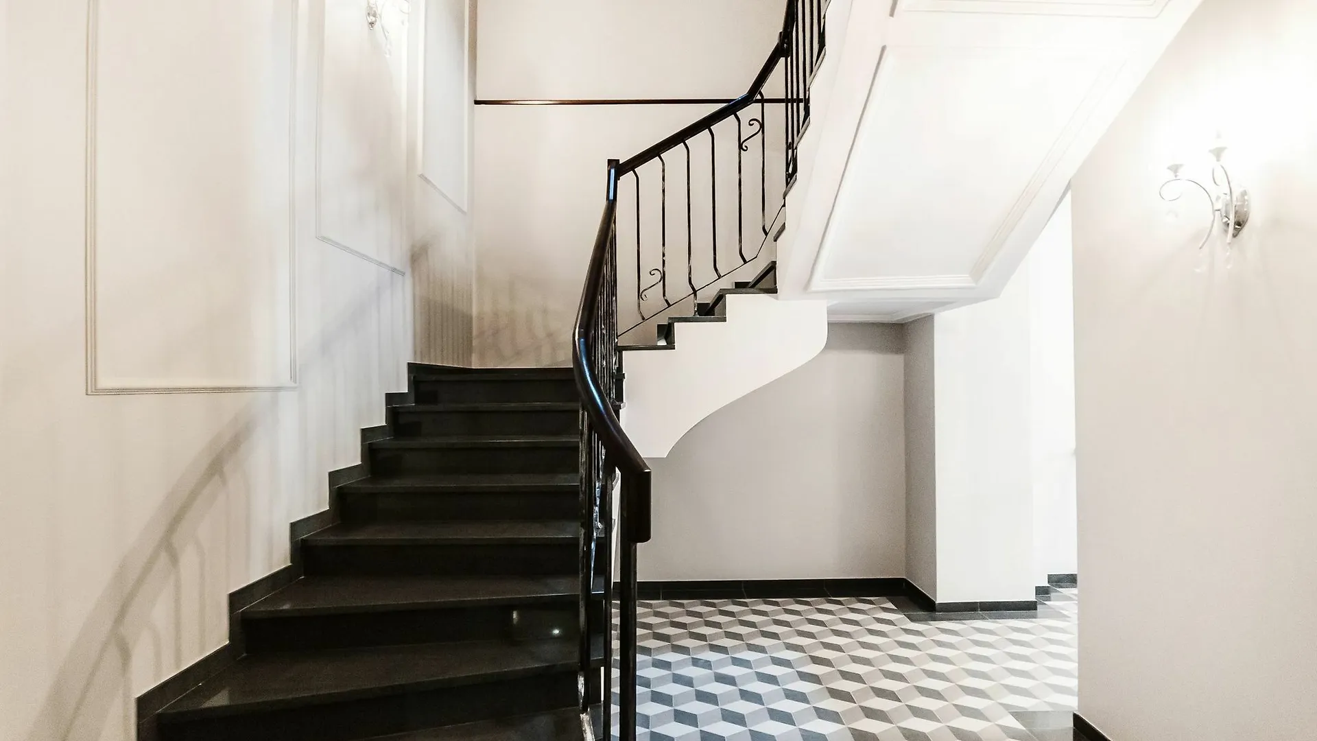 Apartamenty L5 Krakow 3*,  Poland