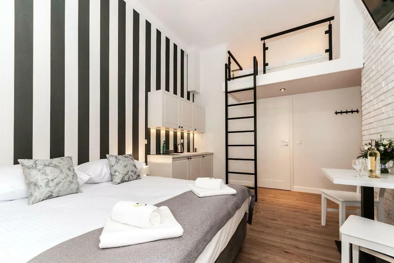 Apartamenty L5 Krakow 3*,  Poland