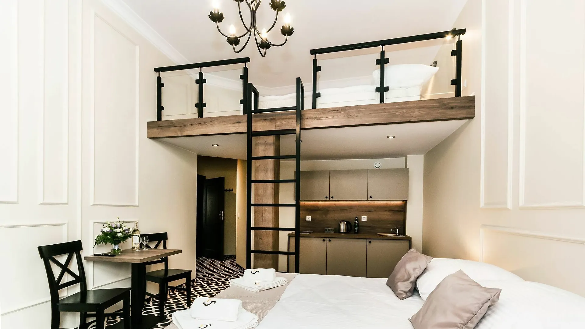 Apartamenty L5 Krakow 3*,  Poland